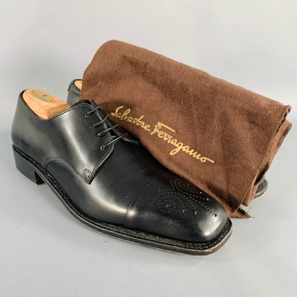 SALVATORE FERRAGAMO Size 8.5 Black Leather Perforated Lace-Up Shoes - Picture 10 of 10
